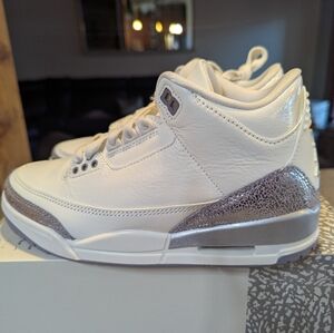 Women's air Jordan 3 Retro Leather High-Top Sneakers with Metallic Silver Accent